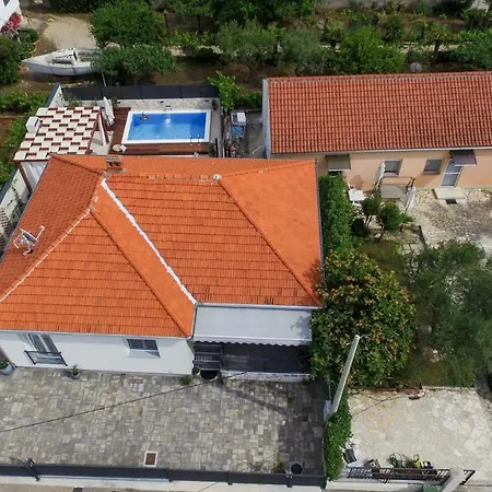 Casa Teuta With Pool, City *